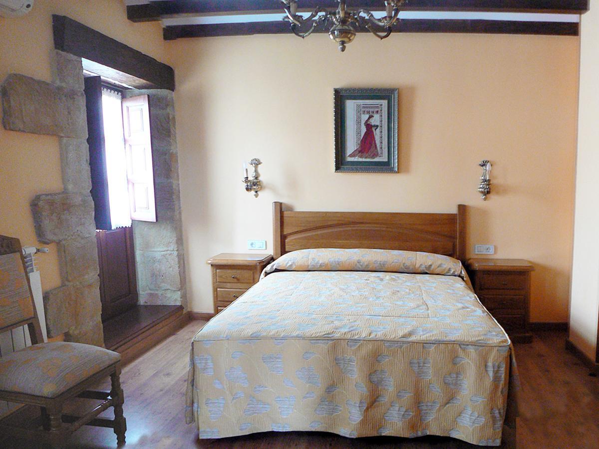 Posada Ribera Del Pas Iruz Szoba fotó